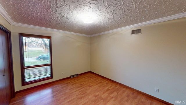 1138 Hochgesang Avenue, Jasper, IN 47546