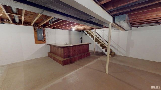 1138 Hochgesang Avenue, Jasper, IN 47546