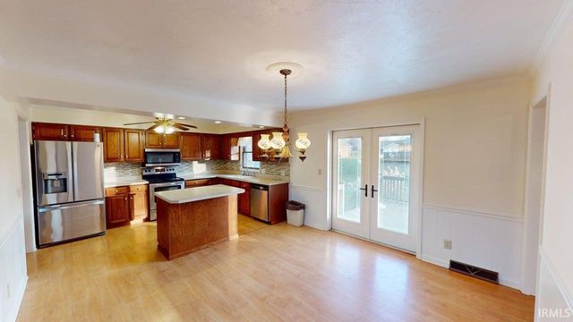 1138 Hochgesang Avenue, Jasper, IN 47546