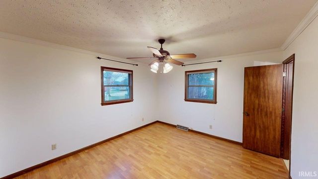 1138 Hochgesang Avenue, Jasper, IN 47546