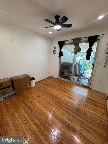 533 TASKER, Norwood, PA 19074