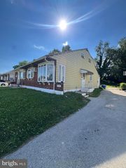533 TASKER, Norwood, PA 19074