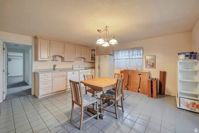 1481 W MIDAS CREEK DR, South Jordan, UT 84095