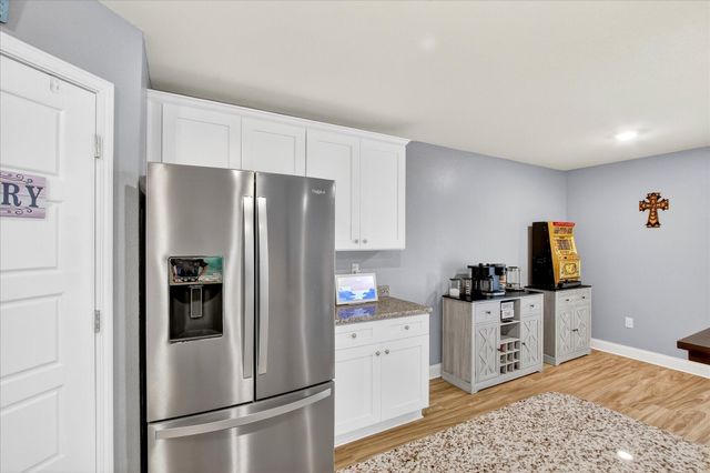 18433 Elkwood Dr., Gulfport, MS 39503