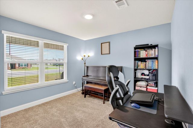 18433 Elkwood Dr., Gulfport, MS 39503