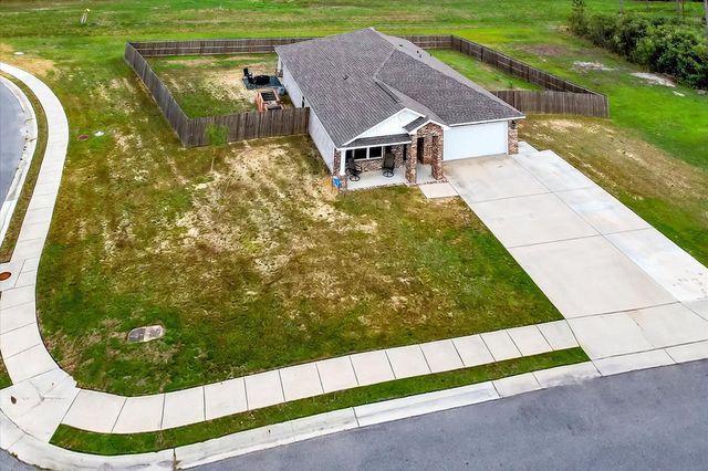 18433 Elkwood Dr., Gulfport, MS 39503