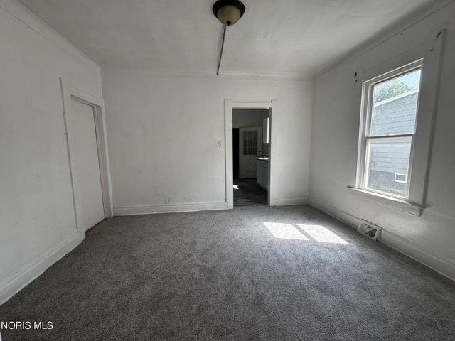 1688 Avondale Avenue, Toledo, OH 43607