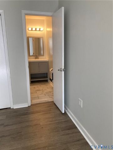 14720 Village Square Pl Unit#8, Richmond, VA 23112