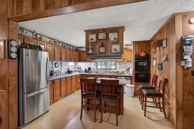306 Lesa Lane, Stonewall, LA 71078