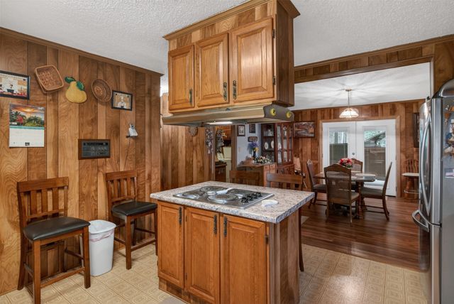 306 Lesa Lane, Stonewall, LA 71078