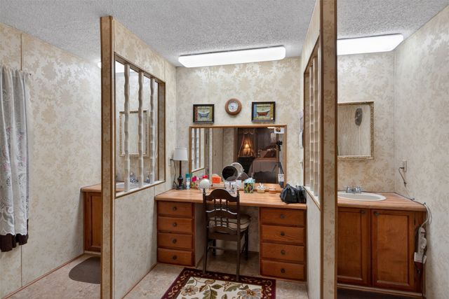 306 Lesa Lane, Stonewall, LA 71078