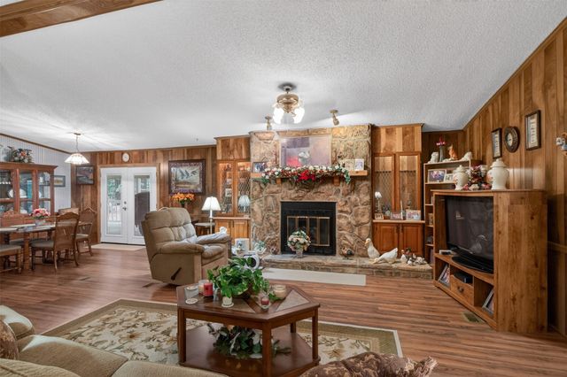 306 Lesa Lane, Stonewall, LA 71078