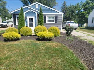 1041 E 349th Street, Eastlake, OH 44095