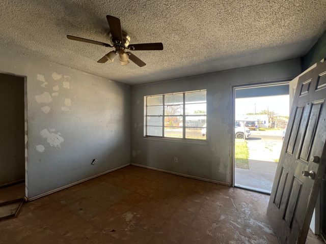 1309 32nd Street, Lubbock, TX 79411