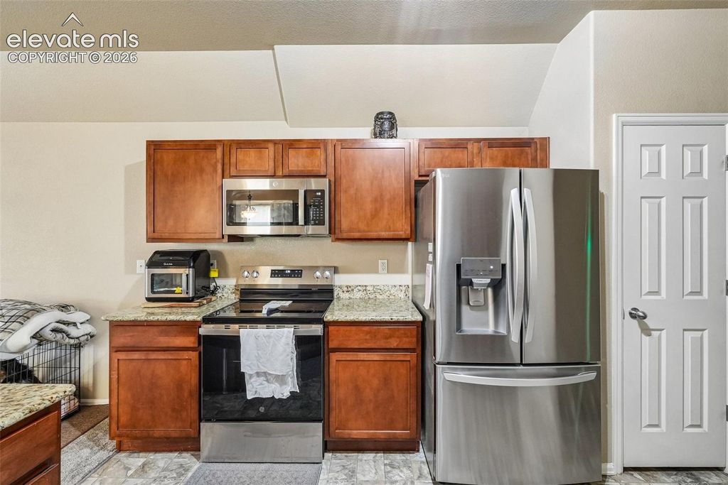 Image 11 of property listing at 5342 Canadian Rose View, Colorado Springs, CO 80916