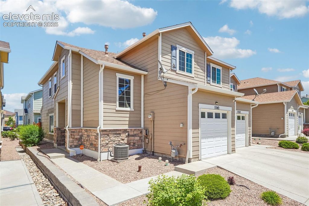 Image 2 of property listing at 5342 Canadian Rose View, Colorado Springs, CO 80916