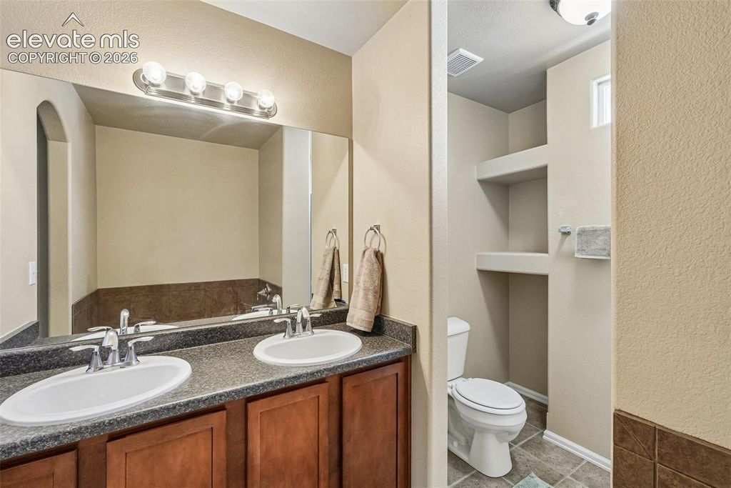 Image 22 of property listing at 5342 Canadian Rose View, Colorado Springs, CO 80916