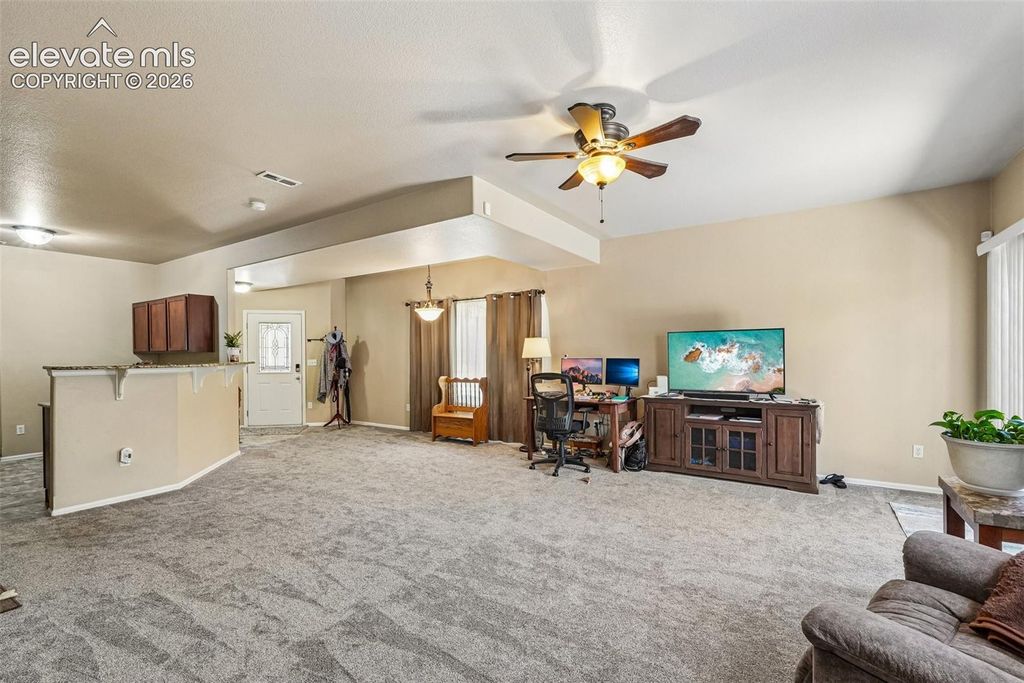 Image 4 of property listing at 5342 Canadian Rose View, Colorado Springs, CO 80916