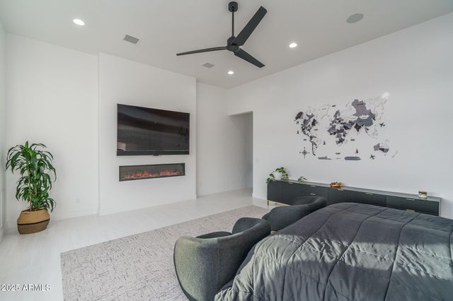 16033 W CINNABAR Court, Waddell, AZ 85355