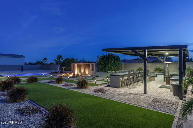 16033 W CINNABAR Court, Waddell, AZ 85355