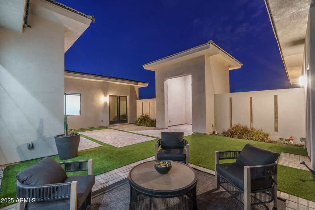 Image 79 of property listing at 16033 W CINNABAR Court, Waddell, AZ 85355