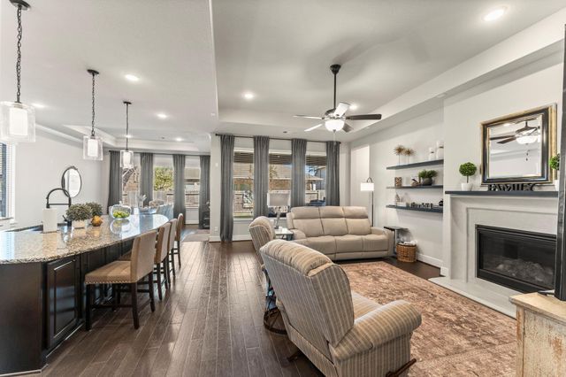 15313 Garnet Groves Drive, Conroe, TX 77302