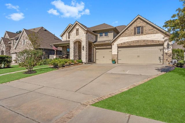 15313 Garnet Groves Drive, Conroe, TX 77302