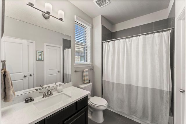 15313 Garnet Groves Drive, Conroe, TX 77302