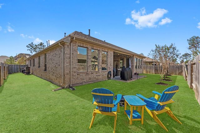 15313 Garnet Groves Drive, Conroe, TX 77302