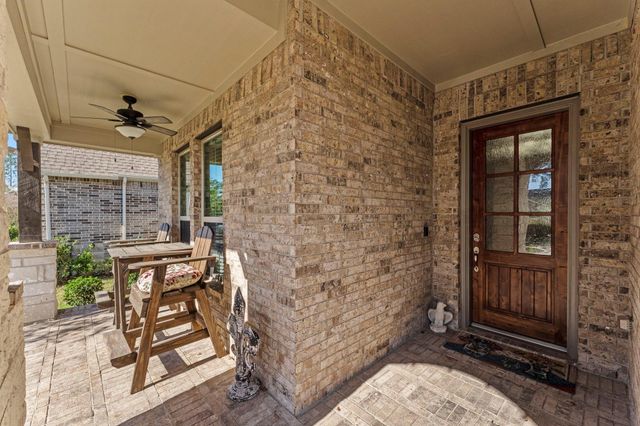 15313 Garnet Groves Drive, Conroe, TX 77302