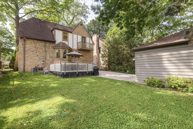 108 N 88th STREET, Wauwatosa, WI 53226