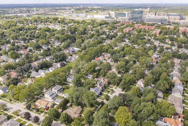 108 N 88th STREET, Wauwatosa, WI 53226