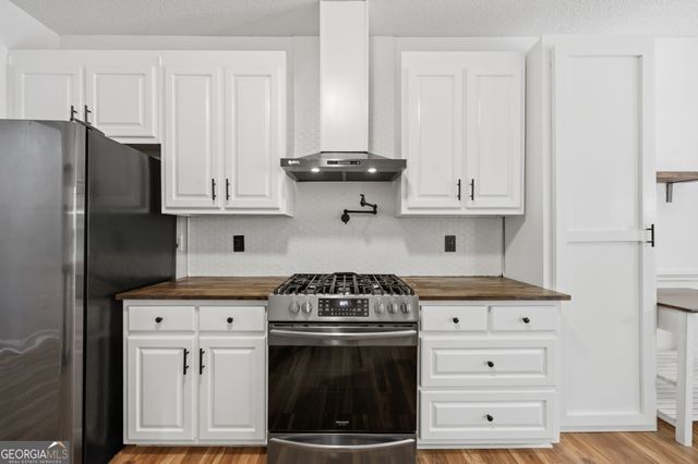 145 Orchard Ridge Drive, Forsyth, GA 31029