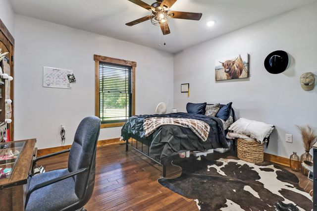 2810 Stockton Rd, Jamestown, TN 38556