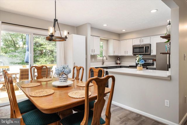 637 HOLLYWOOD RD, Severna Park, MD 21146