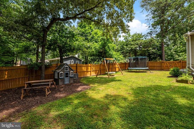 637 HOLLYWOOD RD, Severna Park, MD 21146