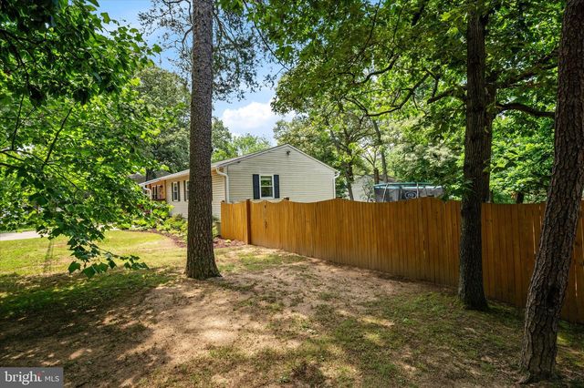 637 HOLLYWOOD RD, Severna Park, MD 21146