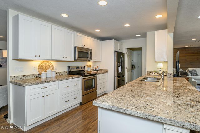 9510 W HIDDEN VALLEY Circle, Sun City, AZ 85351