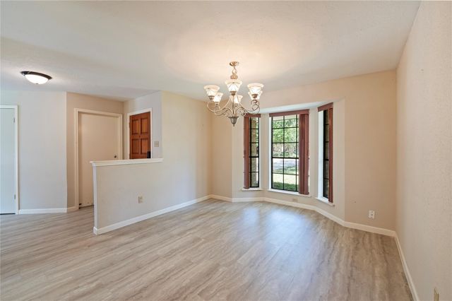 1911 Edinburg Avenue, League City, TX 77573