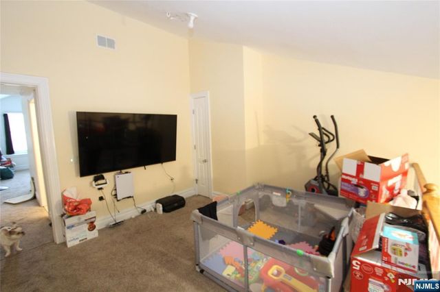 1 John Street 14, Haledon, NJ 07508