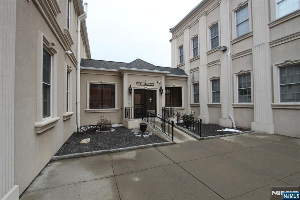 1 John Street 14, Haledon, NJ 07508