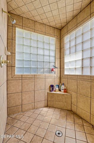 716 Willow Glen Drive, El Paso, TX 79922