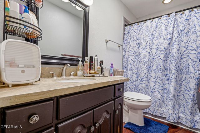 716 Willow Glen Drive, El Paso, TX 79922