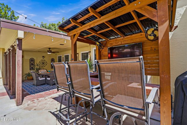 716 Willow Glen Drive, El Paso, TX 79922