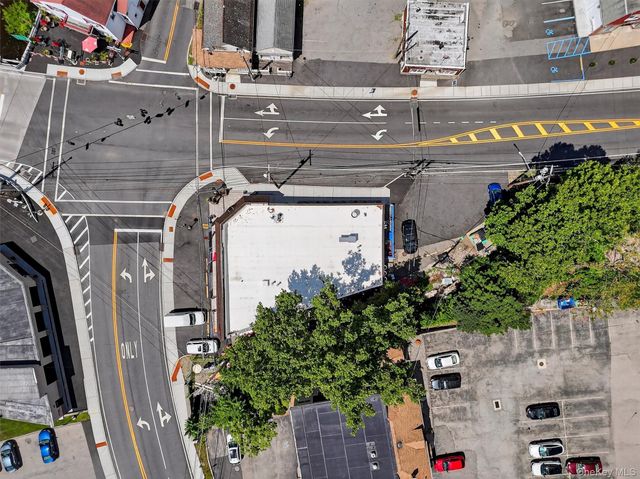 4 Oscawana Lake Road, Putnam Valley, NY 10579