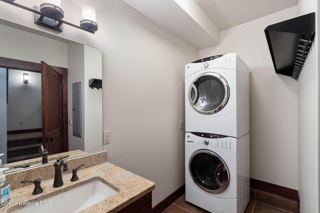 38 Avalanche Rd, 2, Sandpoint, ID 83864 photo 32