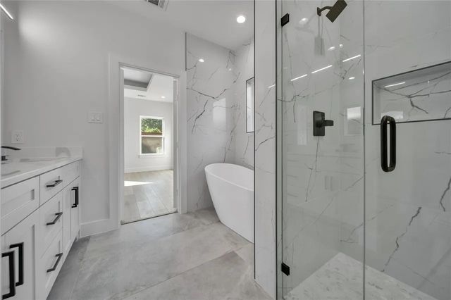 2230 Garden Drive, Dallas, TX 75215