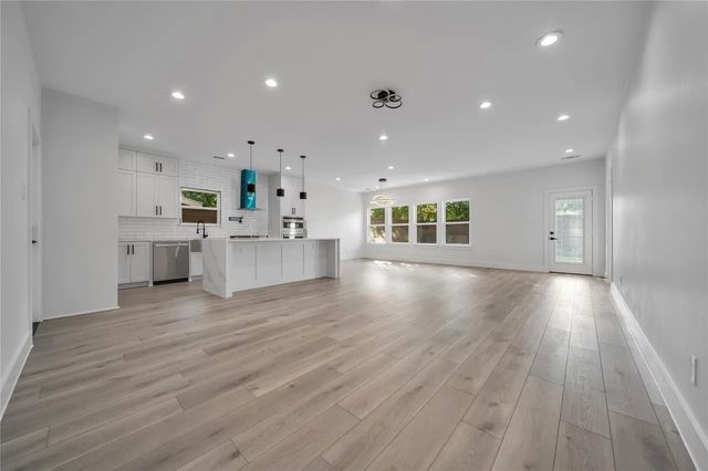 2230 Garden Drive, Dallas, TX 75215