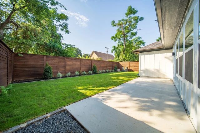 2230 Garden Drive, Dallas, TX 75215