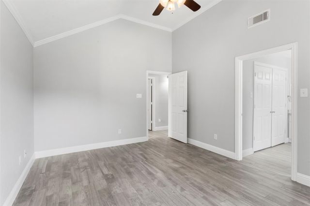 11710 Seawood Drive, Houston, TX 77089